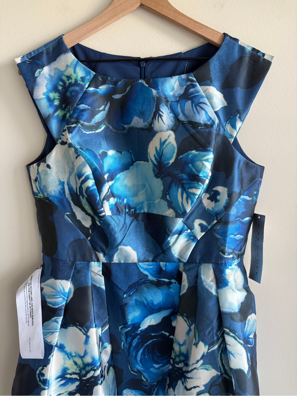 Kay Unger Kate Floral Pleated Gown Blue Dark Ink Size 12 NWT $358 - Picture 5 of 12